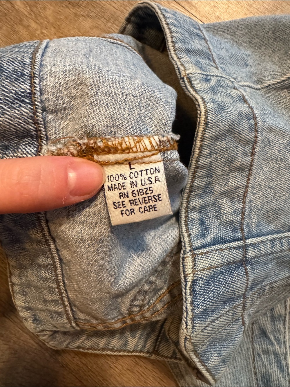 Denim Button-Front Vest - Light Blue - Picture 4 of 4